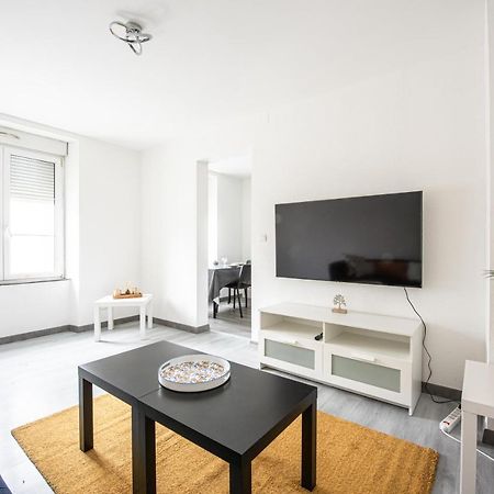 Апартаменти Oasis Mulhousien - Rdc, Wifi, Parking Мюлуз Екстер'єр фото